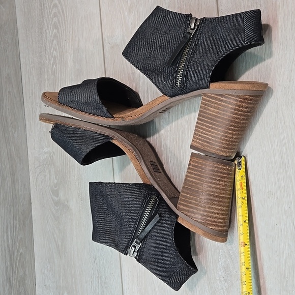 Toms Women Majorca Cut Out Ankle Heels Open Toe Sandals shoes sz 12 - Picture 9 of 12